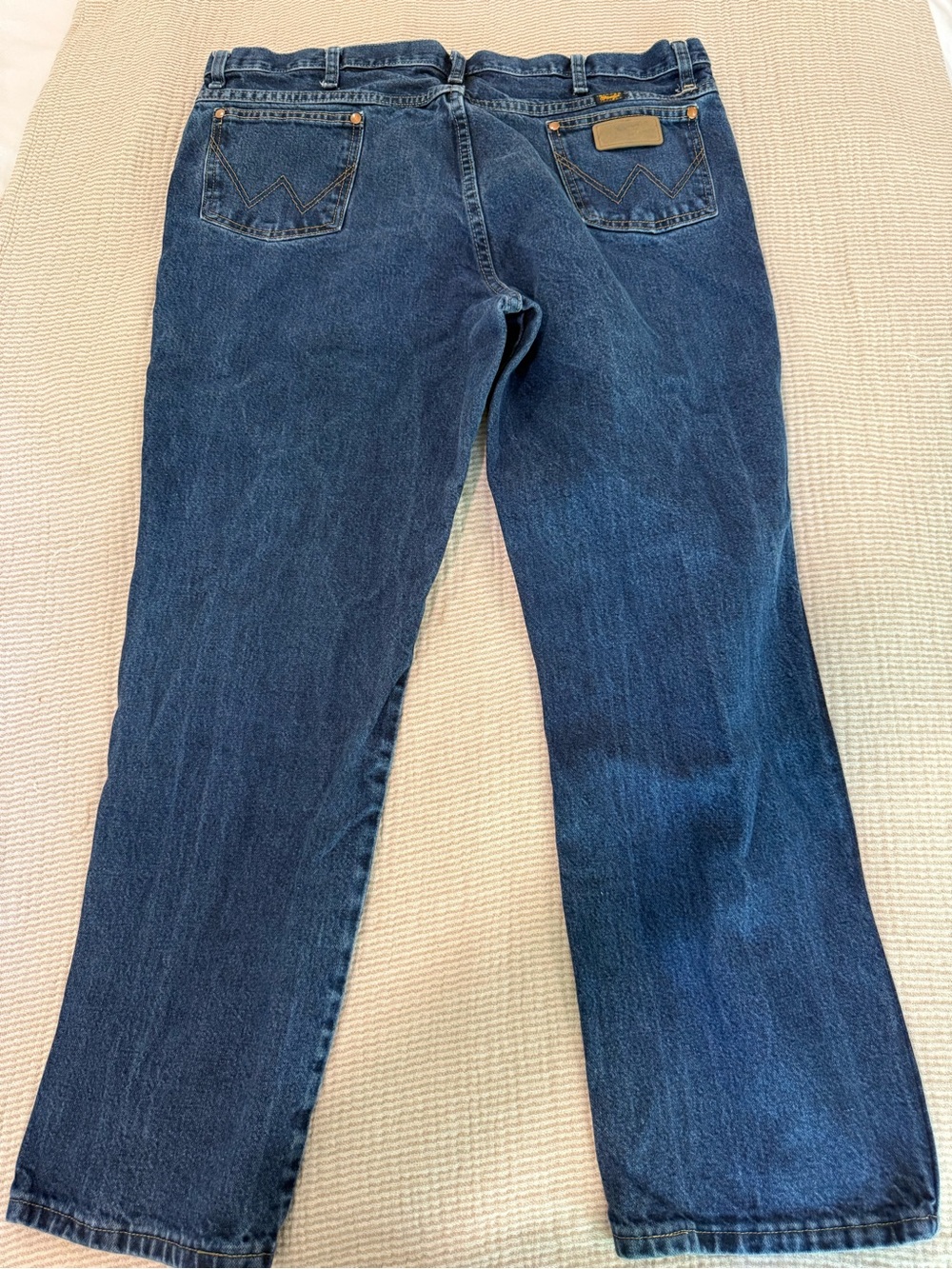 Wrangler Men's Dark Blue Straight Leg Jeans - Picture 2 of 4